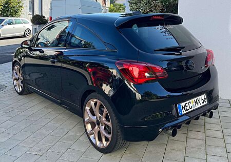 Opel Corsa 3-Türer 1.6 Turbo OPC