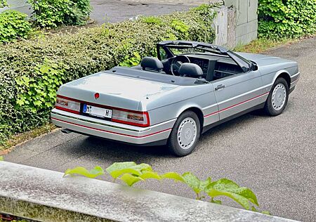 Cadillac Allante V8*Deutsche Ausl.*ORIGINAL 11.450 KM*
