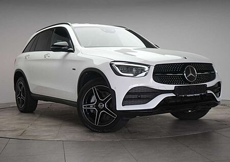 Mercedes-Benz GLC 300 e 4Matic 9G-Tronic AMG Line