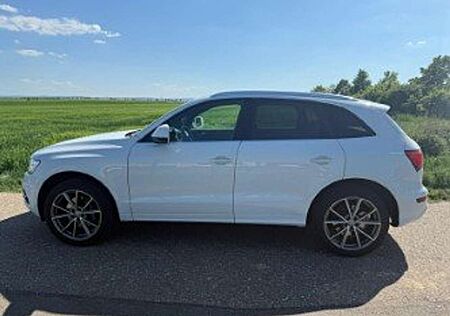 Audi Q5 3.0 TDI (clean diesel) quattro S tronic