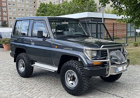 Toyota Land Cruiser KJ 70 VX 3.0Turbo D Special 33-Zoll