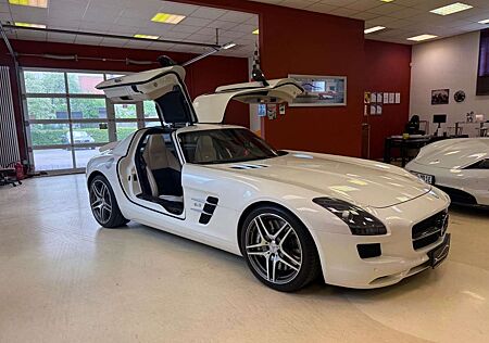 Mercedes-Benz SLS Coupe Carbon,DESIGNO,DEUTSCH,2HAND,TRAUM