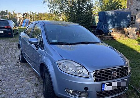 Fiat Linea 1.4 8V Active