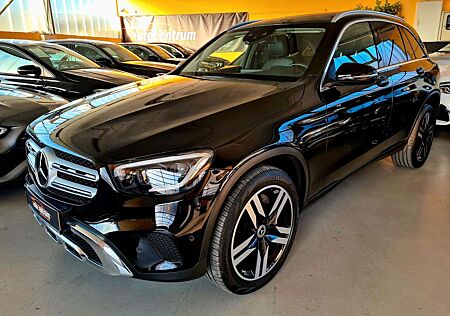 Mercedes-Benz GLC 300 de 4M AMG int.*Pano*ACC+*MBeam*MBUX+*20"