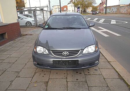 Toyota Avensis 1.8