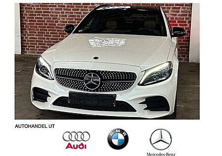 Mercedes-Benz C 300 d 4-Matic T-Modell 9G AMG LED/AHK/WIDE/PANO