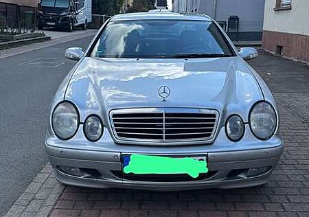 Mercedes-Benz CLK 200 Coupe Kompressor Avantgarde