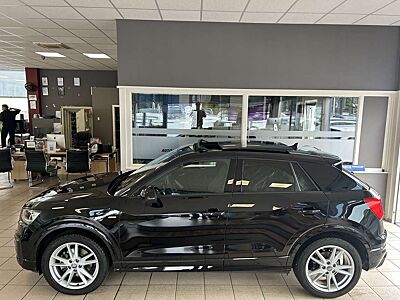 Audi Q2 sport 40 TFSI 3xS-line Auto. T-Leder Panorma