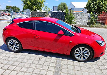 Opel Astra J GTC 1.4 Turbo
