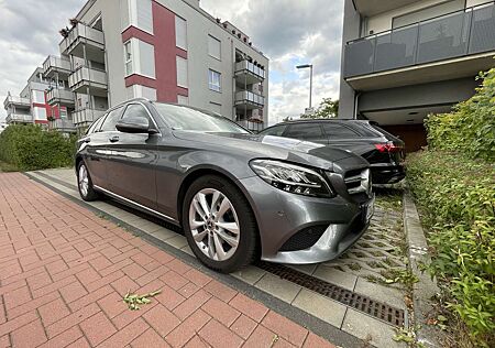 Mercedes-Benz C 200 T d (205.211)