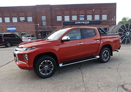 Mitsubishi L200 Intro Edition DoKa 4WD*Navi*Kam*ACC*LED*AHK