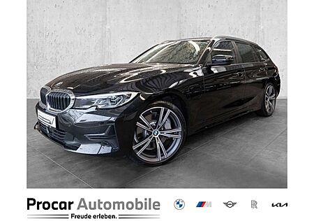 BMW 330 e xDrive Touring Advantage HiFi