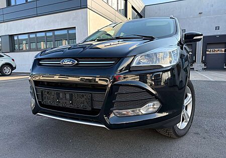Ford Kuga 1.5 EcoBoost 2x4 SYNC