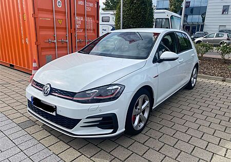 VW Golf GTI Volkswagen 7.5 Performance BMT