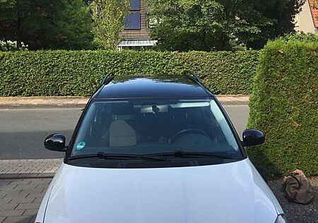 Skoda Roomster 1.2 TSI Noire