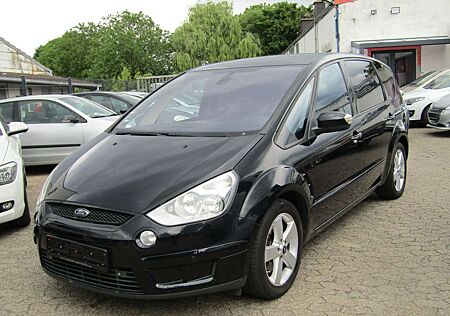 Ford S-Max Titanium