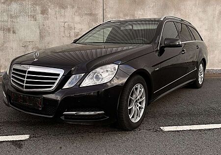 Mercedes-Benz E 300 E T-Modell CDI BlueEfficiency