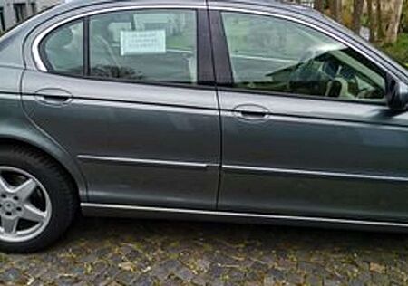 Jaguar X-Type 2.0 V6 Executive