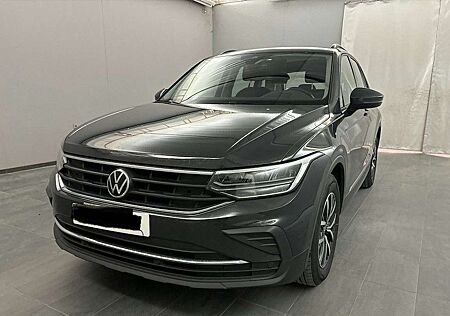VW Tiguan Volkswagen Life**Head-UP+NAvi+ACC**