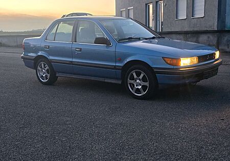 Mitsubishi Lancer 1500 Automatik GLXi