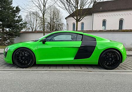 Audi R8 4.2 FSI R tronic quattro