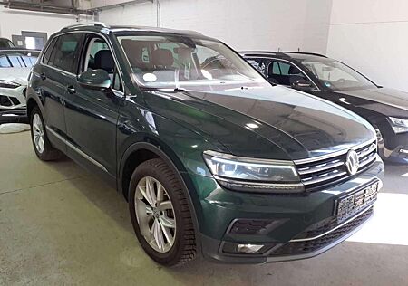 VW Tiguan Volkswagen 2.0TSi HIGHLINE 4MOTION LED/ACC/DYN/VIRT.