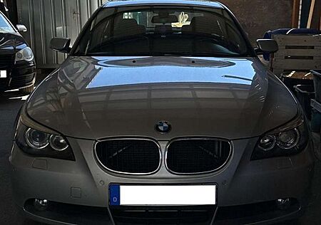 BMW 525xi 525 5er Aut.