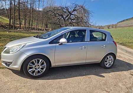 Opel Corsa 1.2 16V Edition