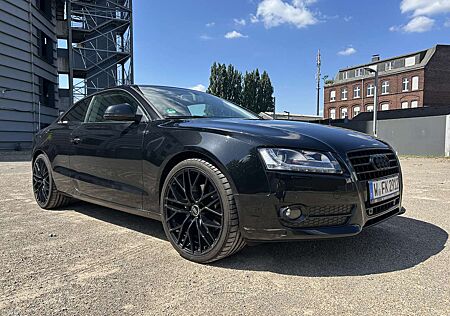 Audi A5 Audi A5 Coupé 3.2 FSI quattro | 265 PS | Vollleder