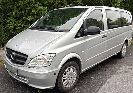 Mercedes-Benz Vito 113 CDI Lang Aut. Mixto