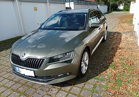 Skoda Superb +Combi+1.8+TSI+DSG+Style Standheizung