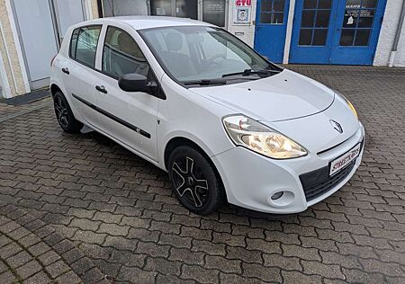 Renault Clio Expression 8fach TÜV neu Isofix