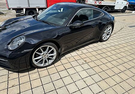 Porsche 992 911 Carrera 4 PDK