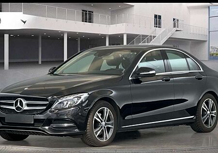 Mercedes-Benz C 220 d Lim. 7G-TR- HUD-COMAND-EGSD-TOTWINK-SPUR-