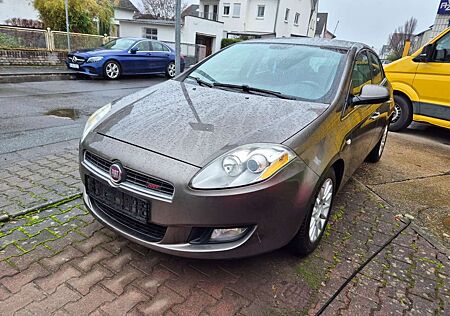 Fiat Bravo 1.4 T-JET 16V Emotion Klimatronik+PDS