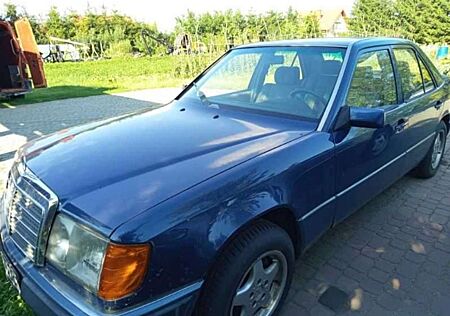 Mercedes-Benz E 200 D W124
