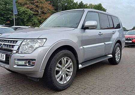 Mitsubishi Pajero 3.2 DI-D Plus (5-trg.) AHK/Kamera/