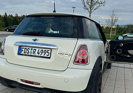 Mini Cooper D Baker Street