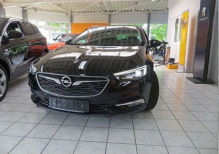 Opel Insignia #Exclusive #Standheizung #AHK-Schwenkbar