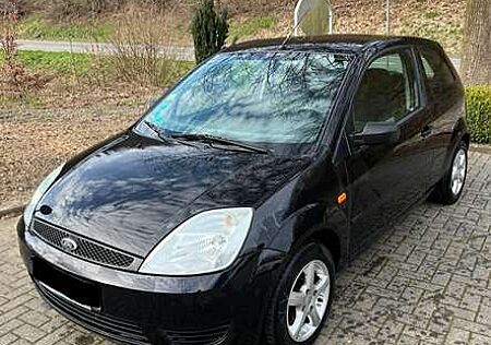 Ford Fiesta Tüv bis 10/2026