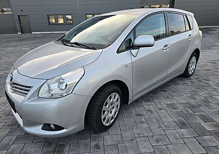 Toyota Verso Life