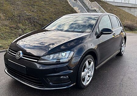 VW Golf Volkswagen VII 2.0 TDI Lim. R-Line,Xenon,SHZ,