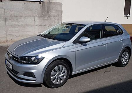 VW Polo Volkswagen Comfortline DSG 31000 km! Klima! PDC!