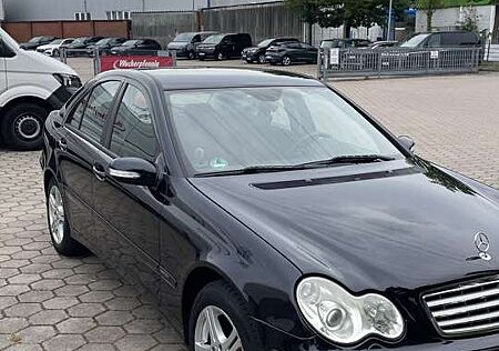 Mercedes-Benz C 200 CDI Elegance DPF Sport Edition