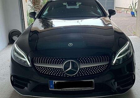 Mercedes-Benz C 220 AMG Line Coupé