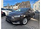 Ford Focus Titanium 1.Hand*Navi*Unfallfrei*GARANTIE