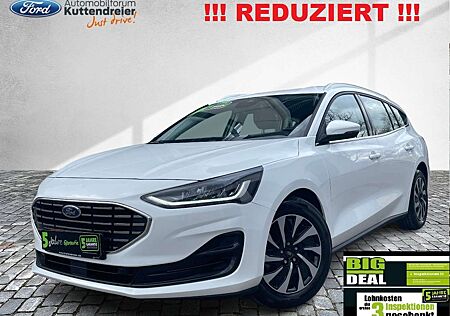 Ford Focus Turnier Titanium Navi LED 2xPDC Sitzheiz.