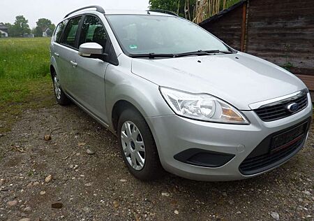 Ford Focus 1,6 Style Turnier Zahnriemen erneuert