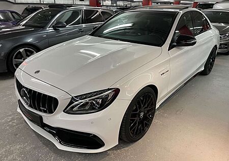 Mercedes-Benz C 63 AMG Panoramadach|Night-Paket|Burmester|LED