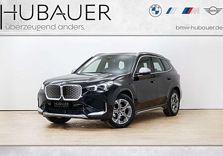 BMW iX1 eDrive20 [xLine, LED, AHK, 360°, 18" LMR]